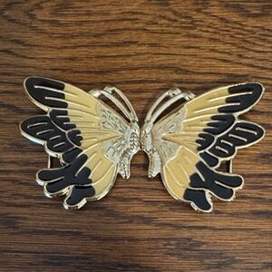 Butterfly Buckle Women’s Belt Accessory in Black and Gold
